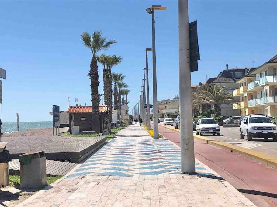 Ferienwohnung Vita Marina Porto SantʼElpidio Exterior foto